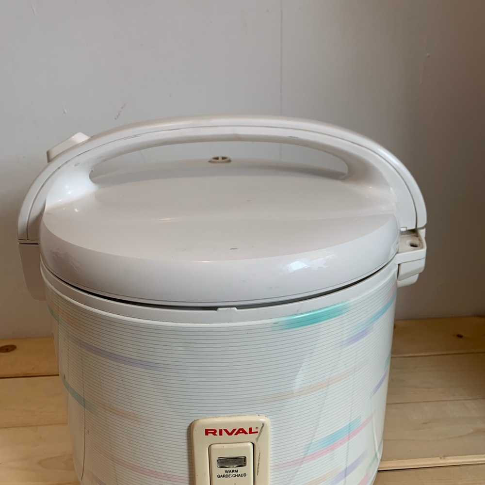90s- Rival White Electric Rice Cooker - Picture 4 of 10